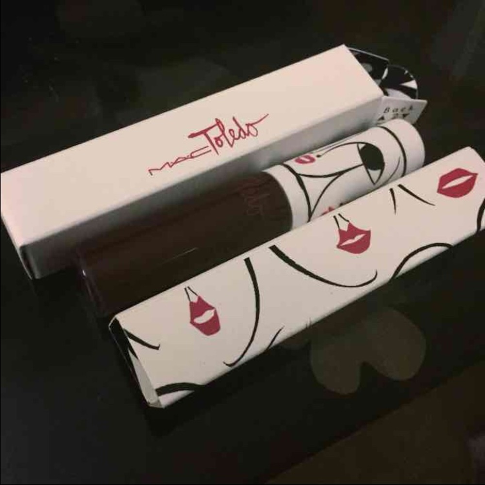 ❤️MAC Toledo Lipglass - Sin! Limited edition!❤️ - Picture 1 of 1